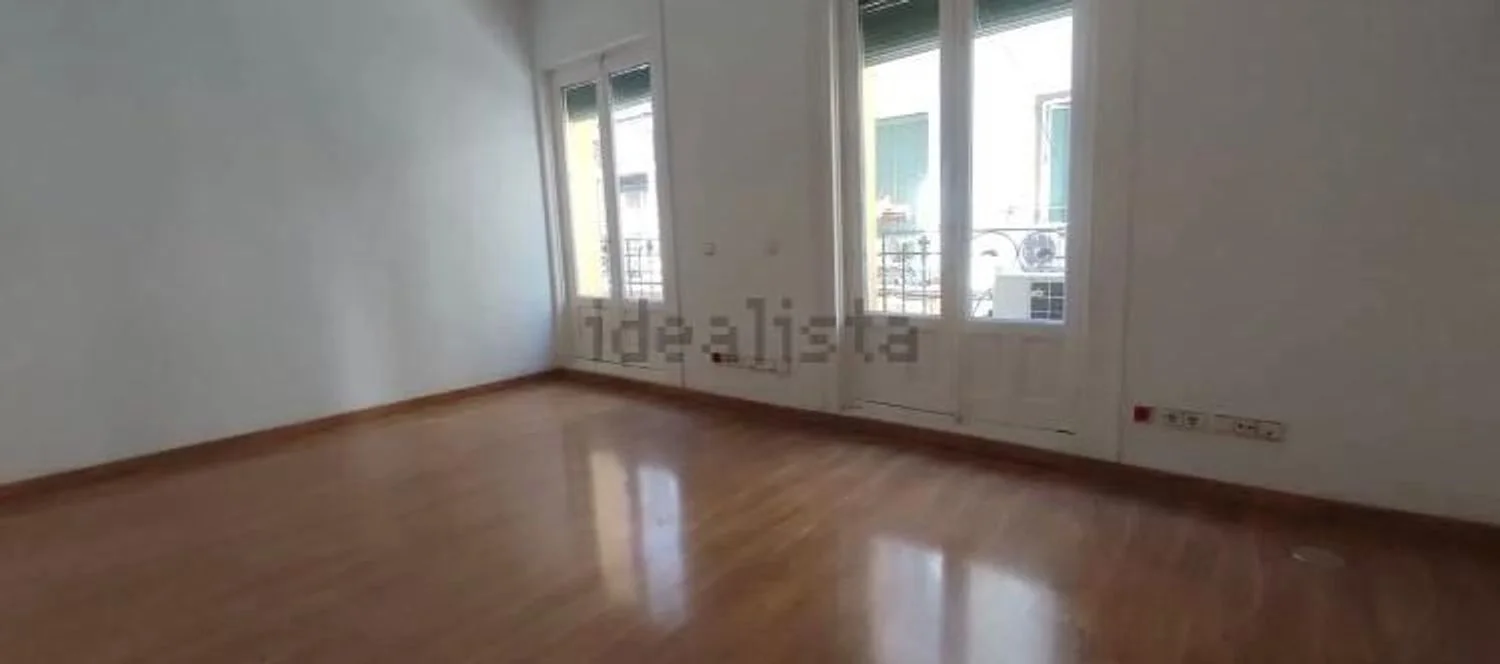 Piso en calle de los Tres Peces, 15 - Foto 2