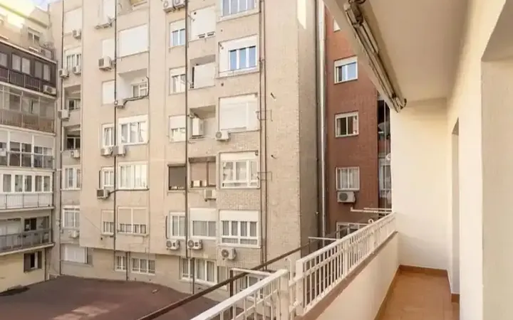Piso en  Calle de Bocángel 31 - Foto 2