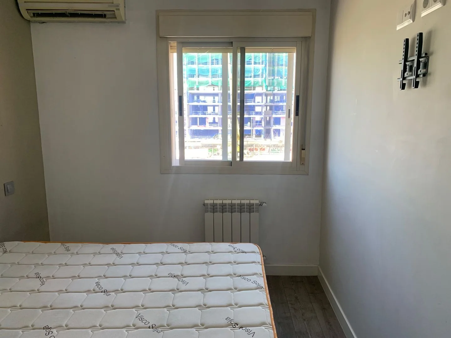 Piso en Barrio Valdeacederas - Foto 11