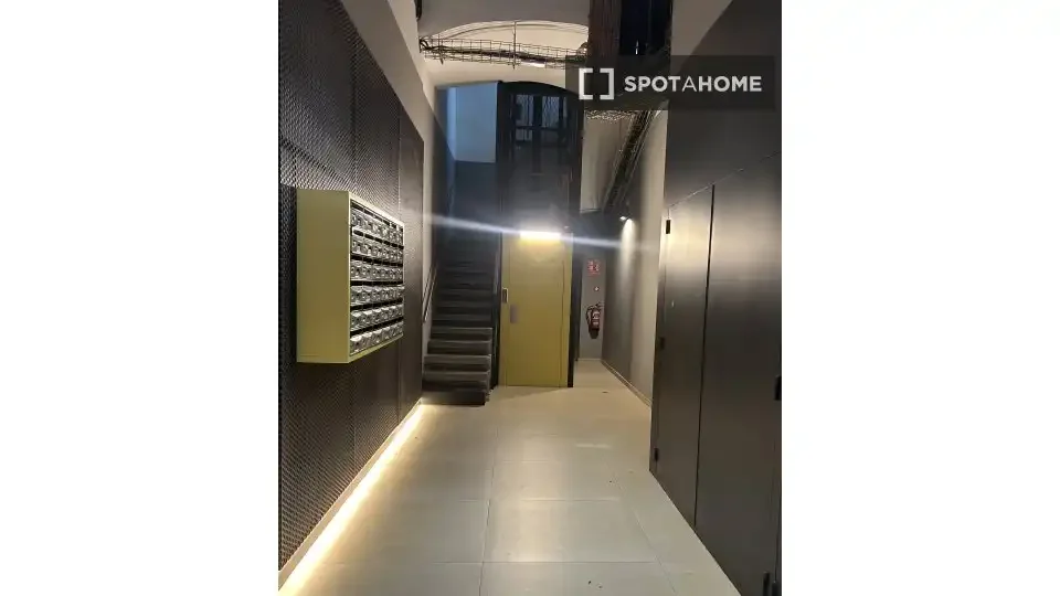 Piso en  Barcelona Capital - Foto 4