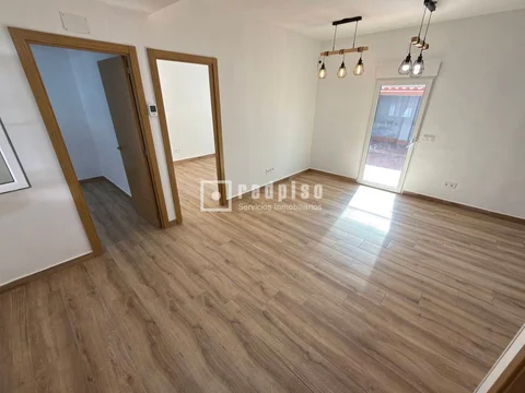 Chalet adosado en Calle de Luis Claudio - Foto 20