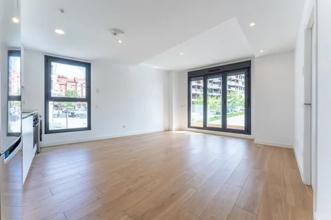 Piso en calle Casimiro Mahou Bierhans, 21 - Foto 1