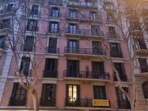 Piso en  Carrer de Muntaner 43 - Foto 1