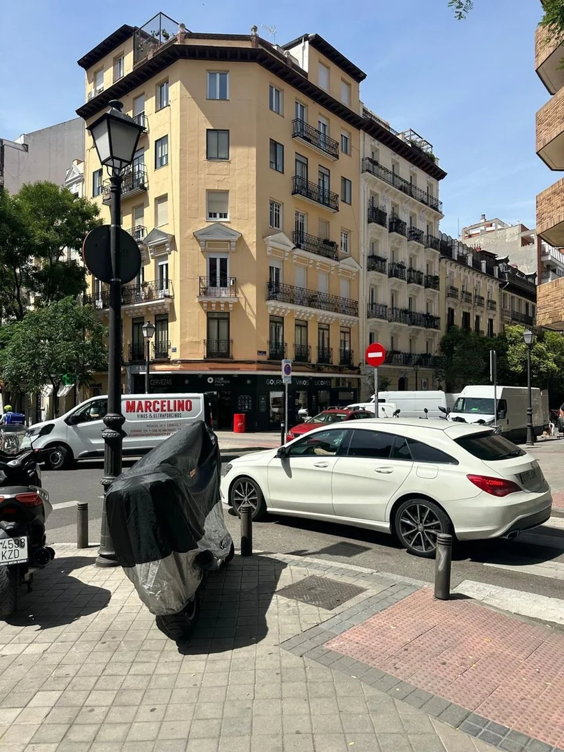 Piso en Calle de Galileo, 32 - Foto 24