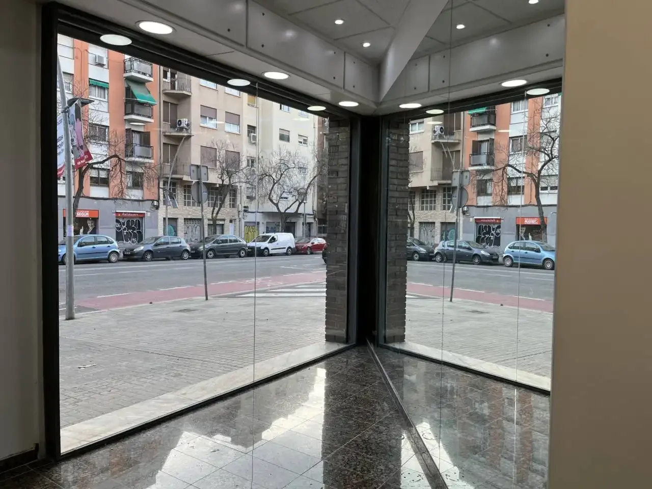 Local comercial en  Calle felipe II - Foto 9