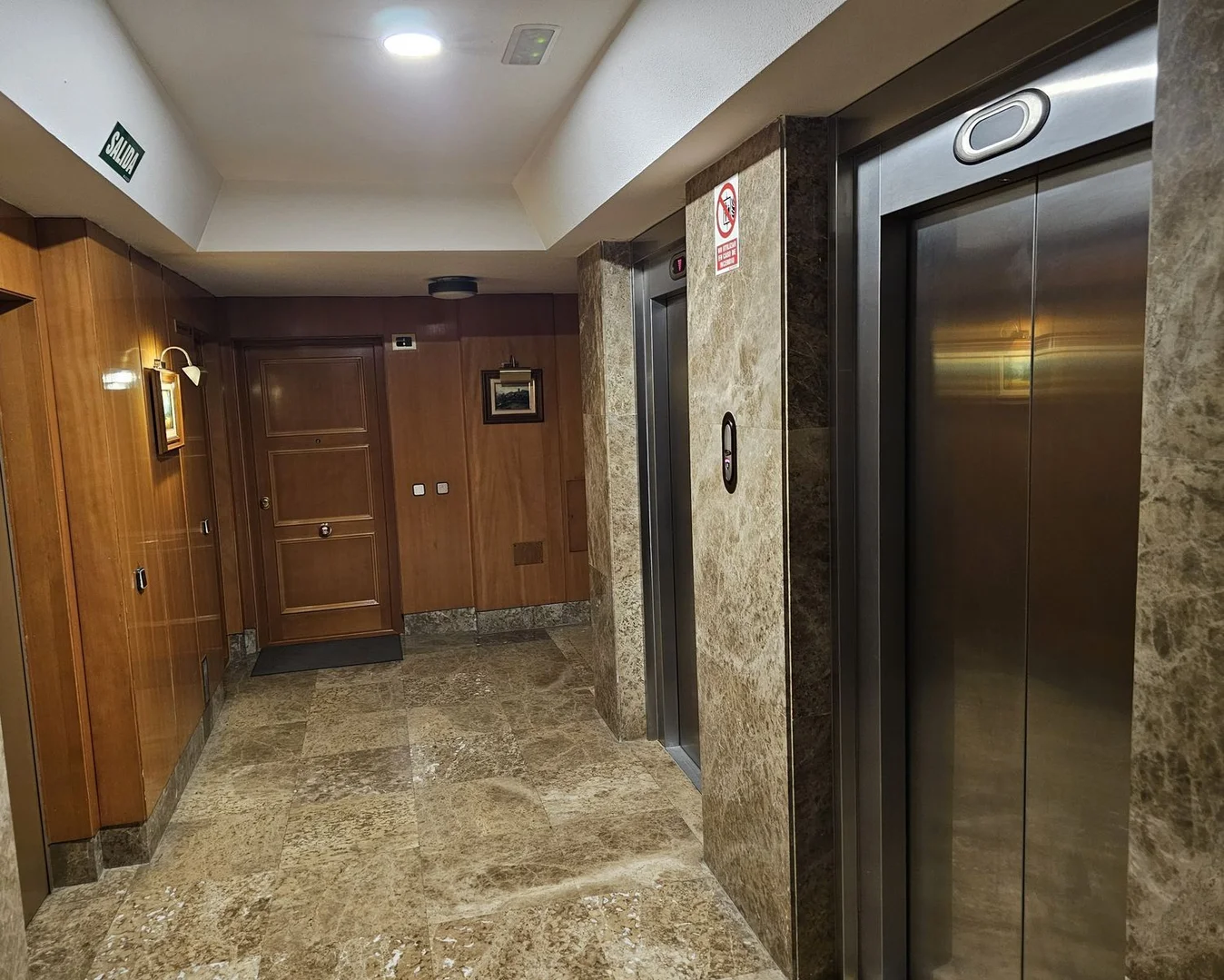 Piso en calle del Padre Claret, 9 - Foto 1