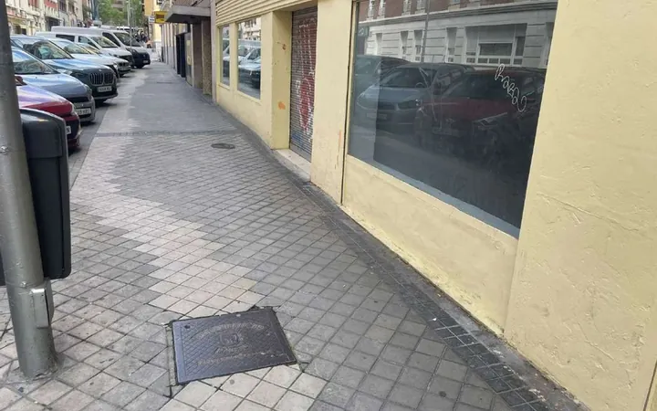 Local en Calle de Juan Montalvo, 13, Ciudad Universitaria - Foto 2