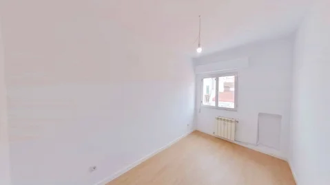 Piso en Barrio Zofío - Foto 12