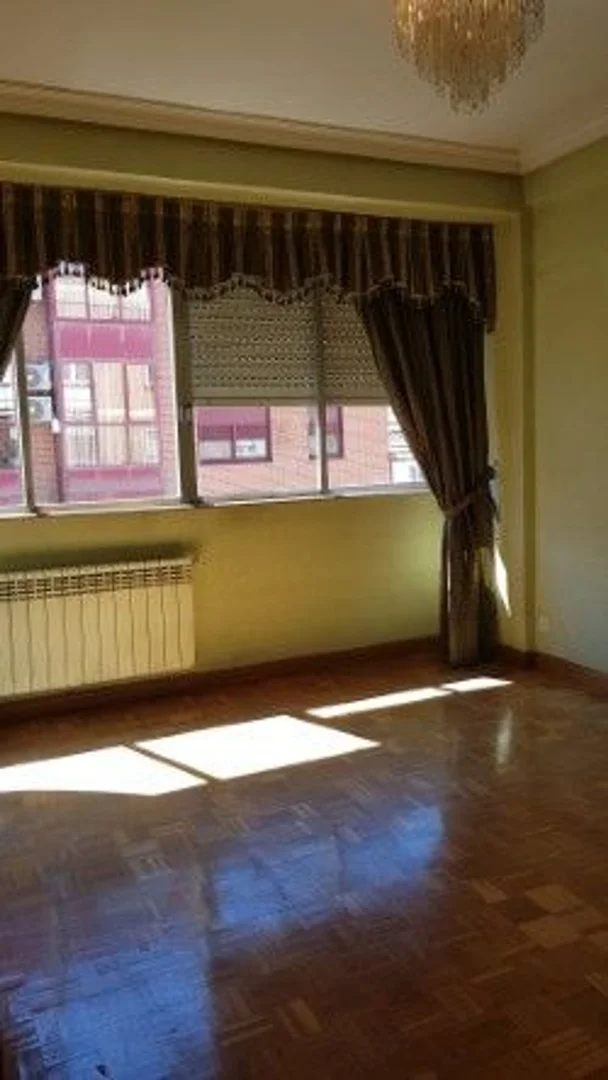 Piso en calle de Azcona, 3 - Foto 3