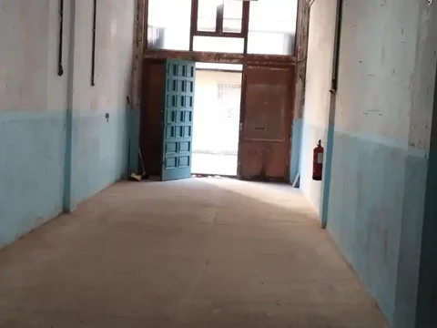 Local comercial en  Calle de San Restituto 22 - Foto 2