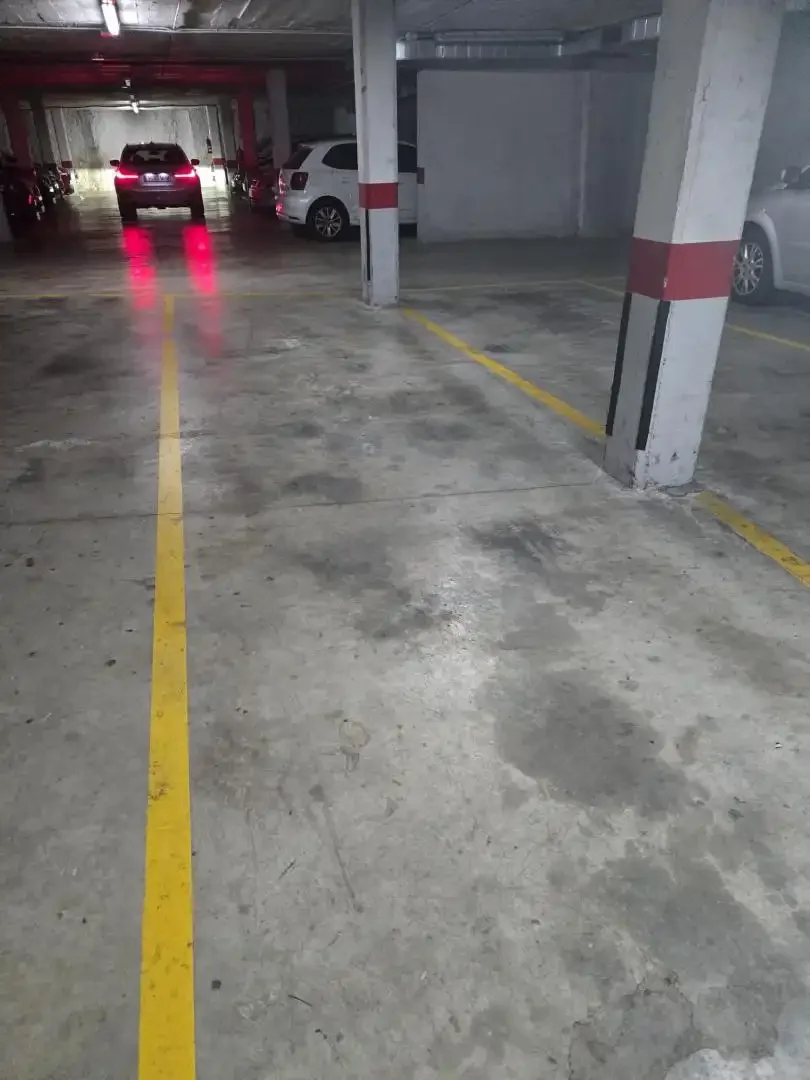 Garaje en  Passeig de la Mare de Déu del Coll 175 - Foto 5