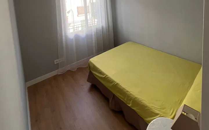 Piso en Adelfas - Foto 16