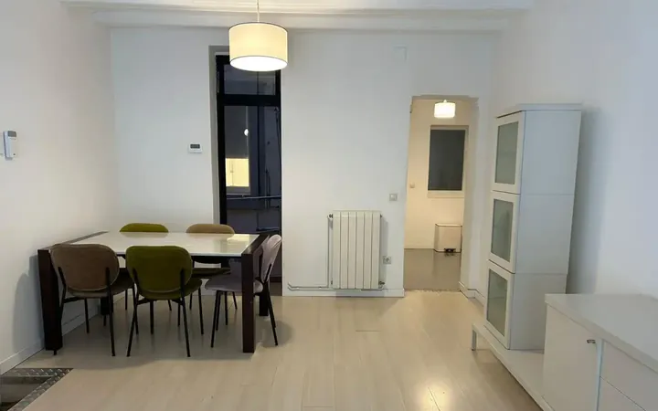 Piso en  Passeig d'Isabel II 60 - Foto 3
