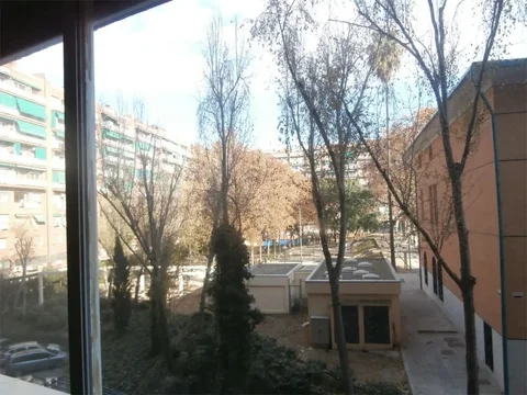 Piso en  Passeig de la Zona Franca 126 - Foto 1