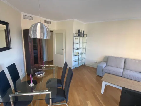 Piso en calle Eros 7 - Foto 1