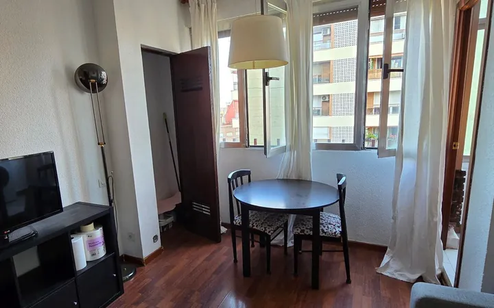Estudio en Calle de la Infanta Mercedes, Madrid, 92, Cuatro Caminos - Foto 2
