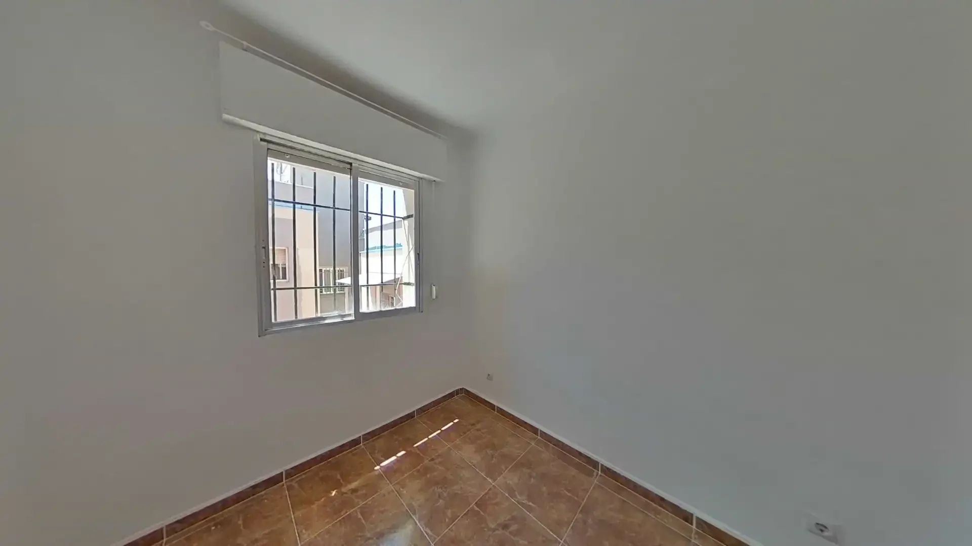 Piso en  C/ Julia Nebot - Foto 8