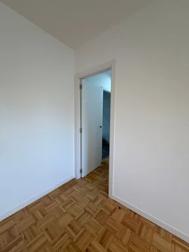 Piso en Avenida de Monforte de Lemos - Foto 33