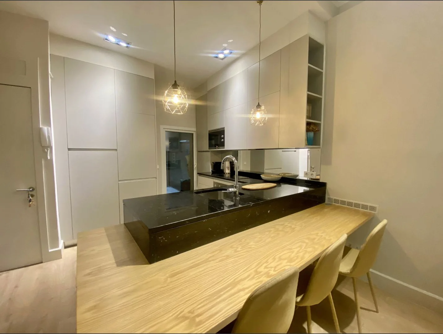 Estudio en calle de Caracas, 19 - Foto 6