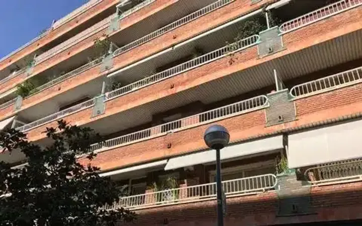 Piso en  Carrer de Raset 47 - Foto 1