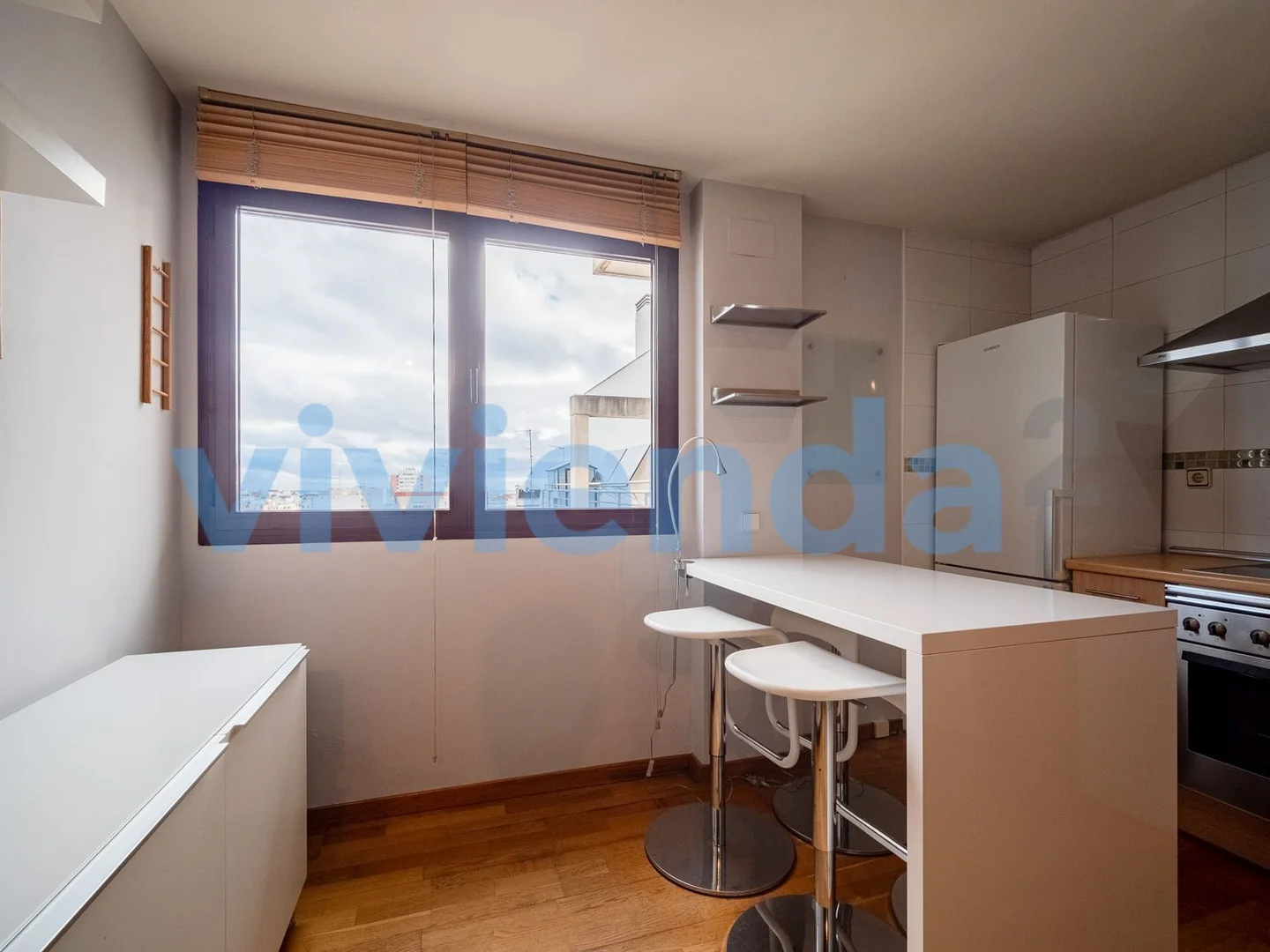 Piso en Barrio Vallehermoso - Foto 9