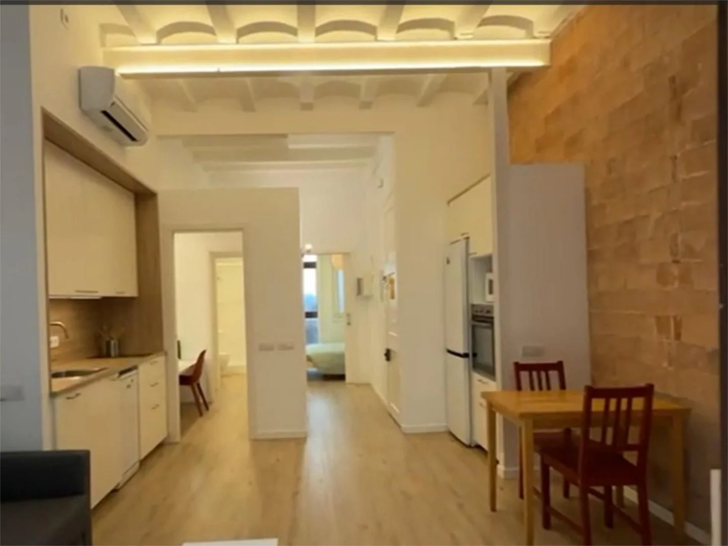 Piso en  Carrer d'Astúries 43 - Foto 4