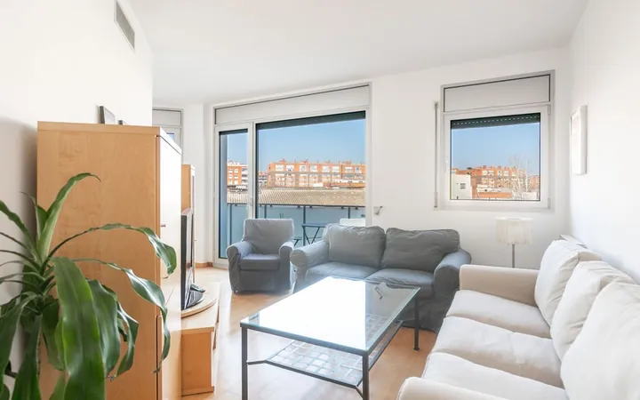Piso en Calle de Bilbao, Provençals del Poblenou - Foto 1