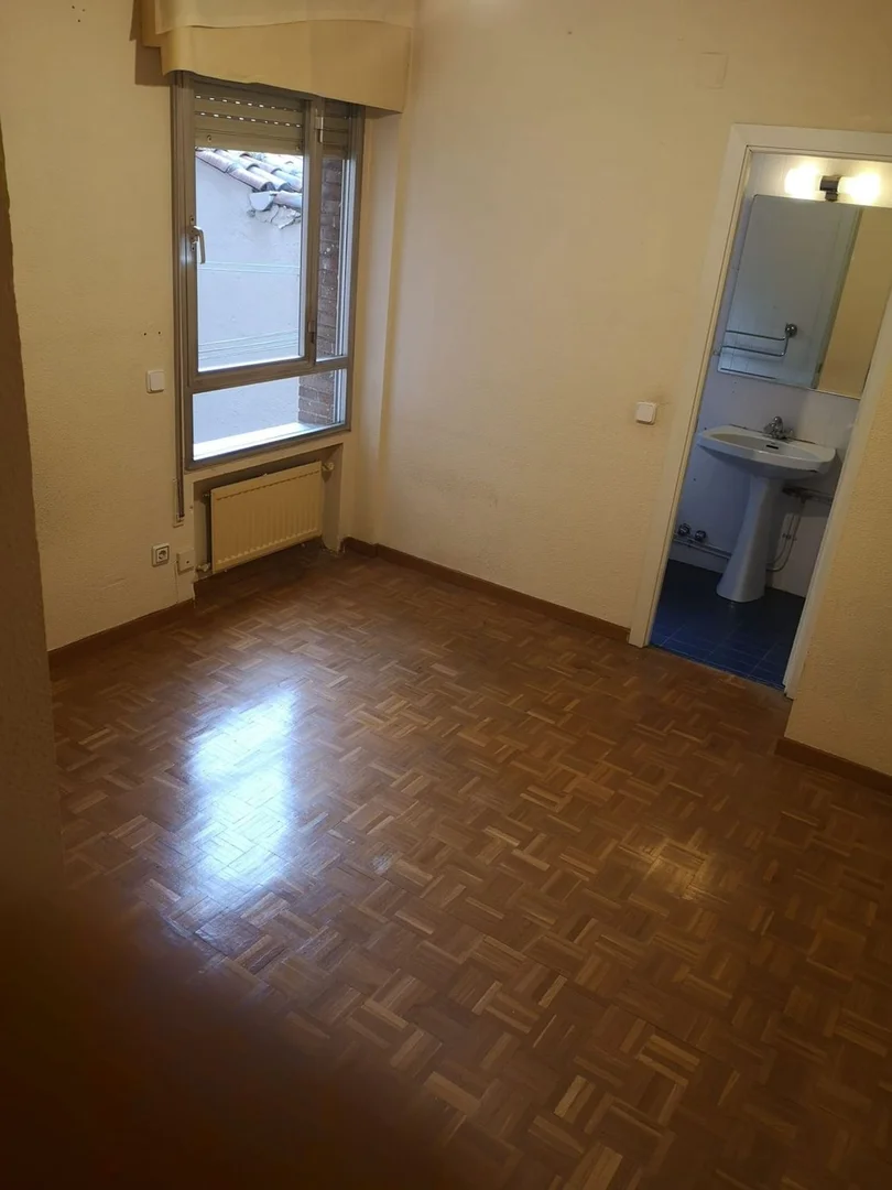 Piso en Meléndez Valdés, 18 - Foto 5