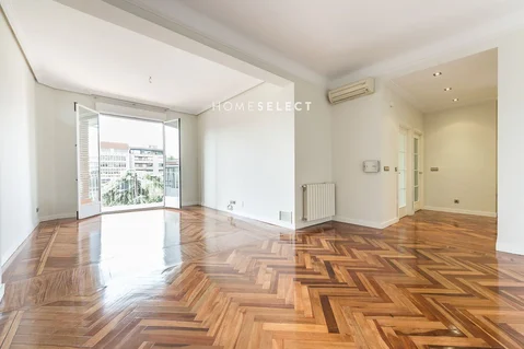 Piso en calle de Padilla - Foto 1