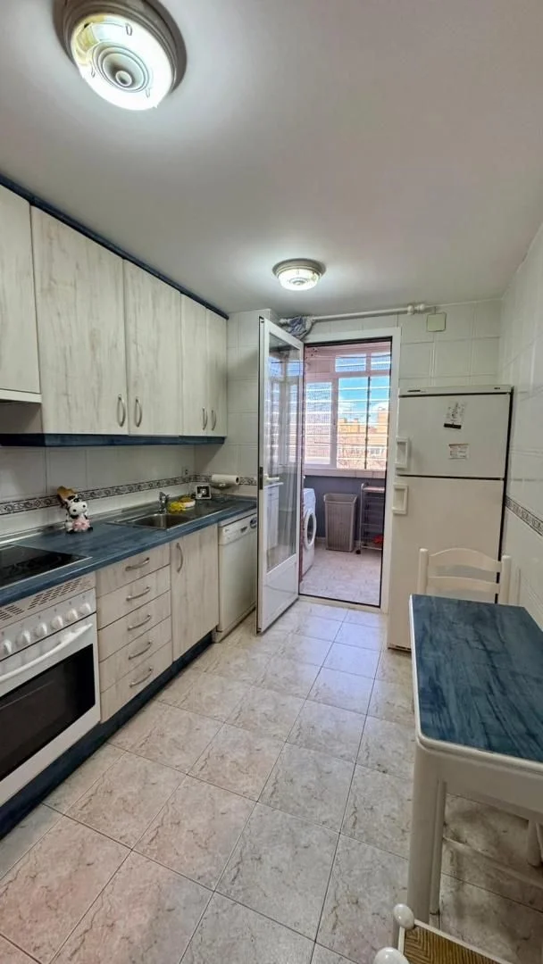 Piso en  Avenida de Buenos Aires 91 - Foto 4