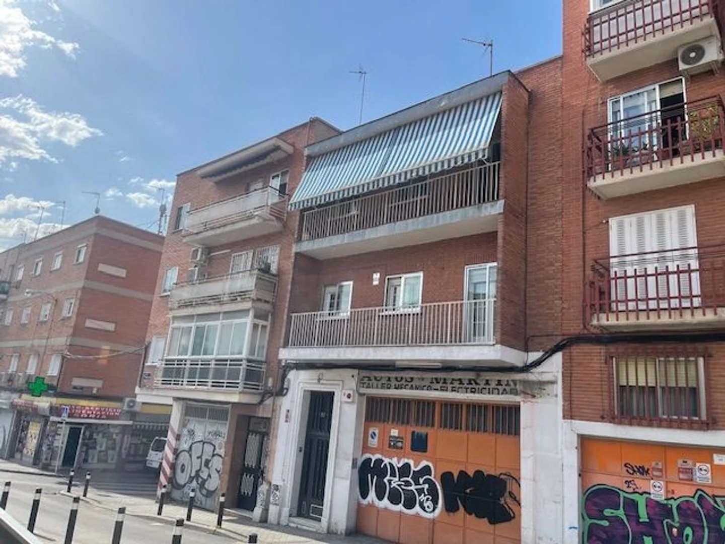 Edificio de uso mixto en Calle Fornillos - Foto 51