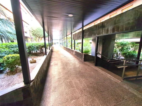 Piso en  Calle de Julián Besteiro 35 - Foto 5