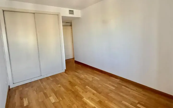 Piso en  Calle de Yerma 8 - Foto 8