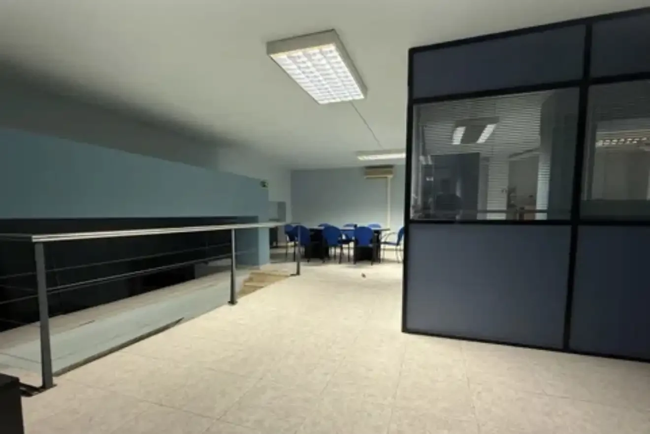 Local comercial en  Carrer del Tenor Masini 83 - Foto 17