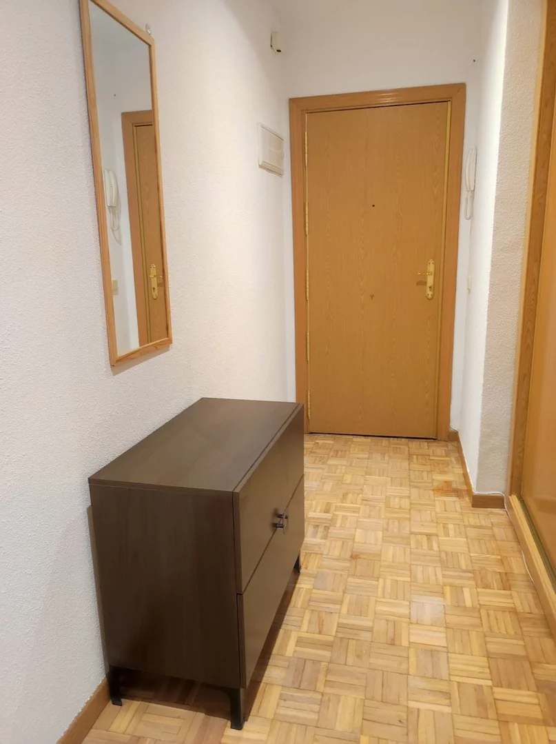 Estudio en calle Tarragona, 38 - Foto 2