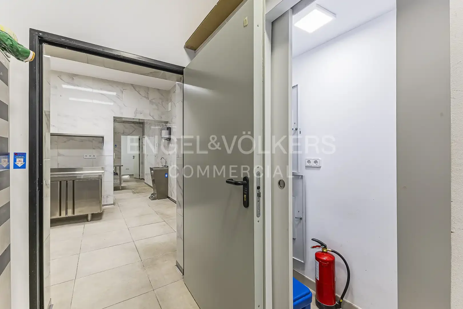 Local comercial en  Barcelona Capital - Foto 16