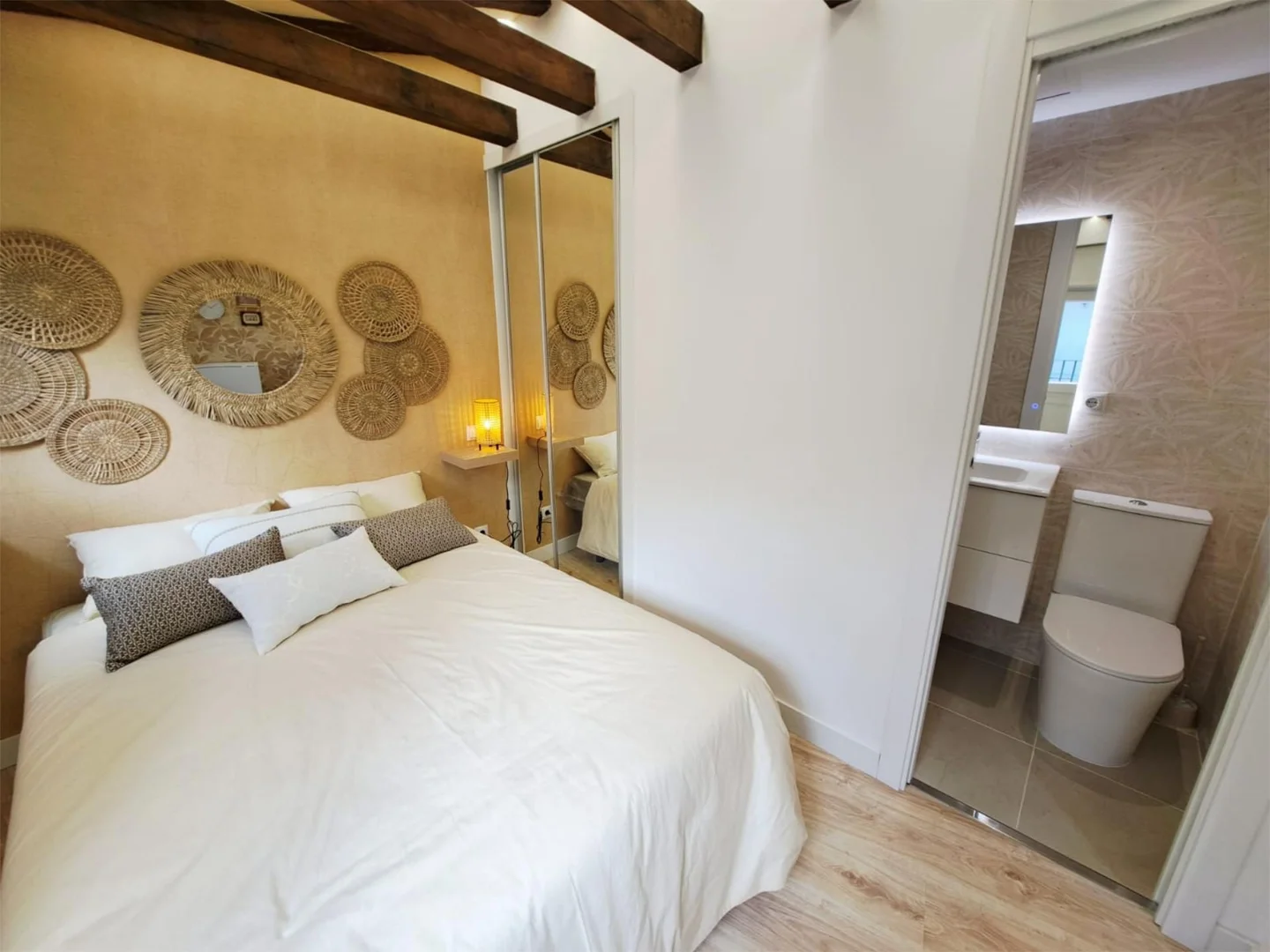 Piso en  Calle del Águila 16 - Foto 2