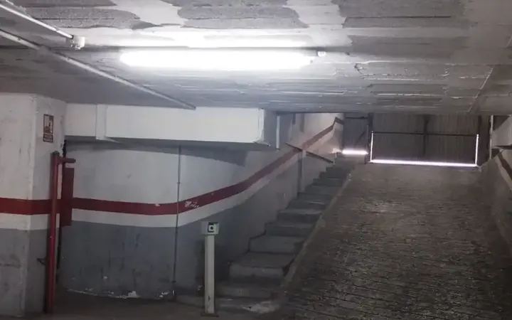Garaje en  Carrer de la Constitució 127 - Foto 3