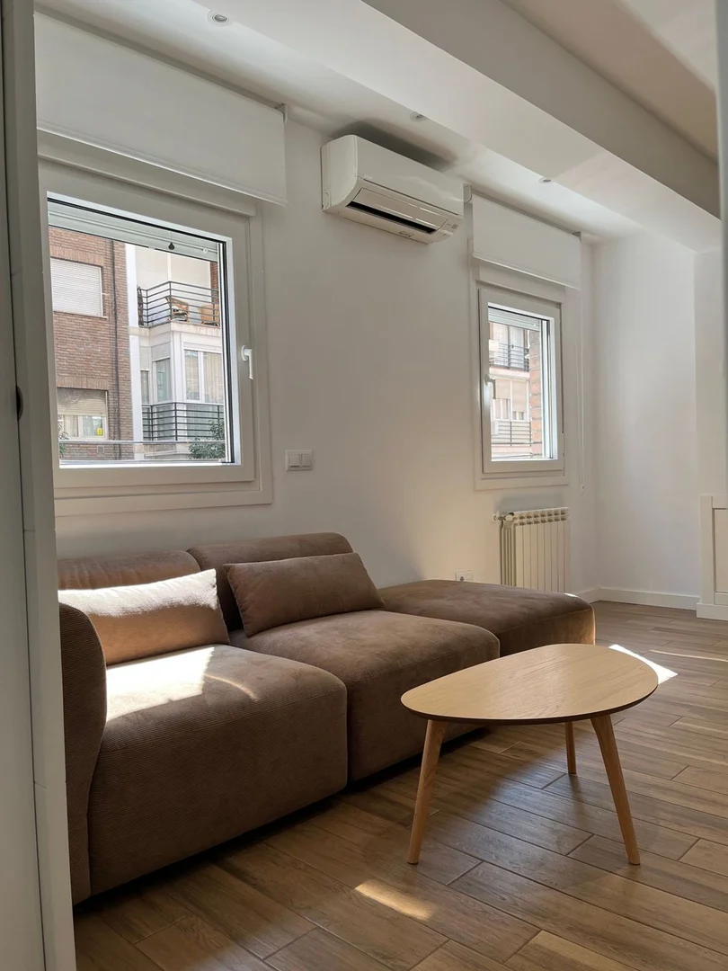 Piso en calle de Sánchez Barcáiztegui, 43 - Foto 12