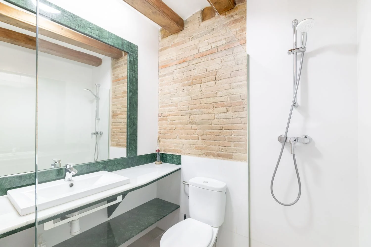 Piso en Barrio El Raval - Foto 9