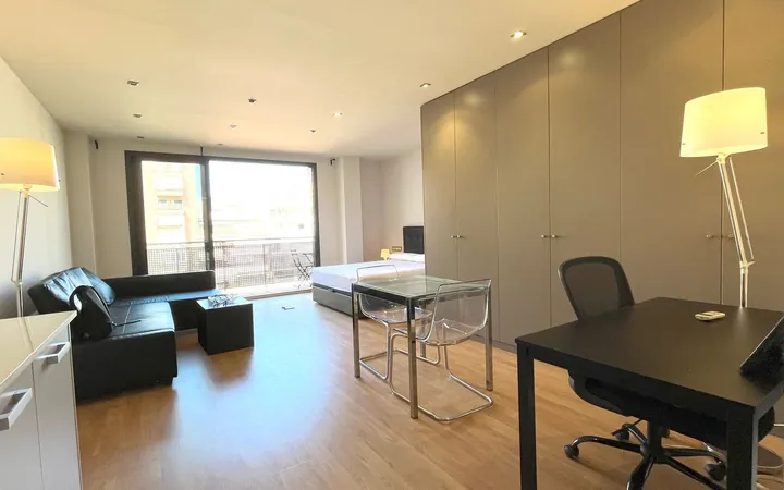 Estudio en Calle de Sicília, El Fort Pienc - Foto 1