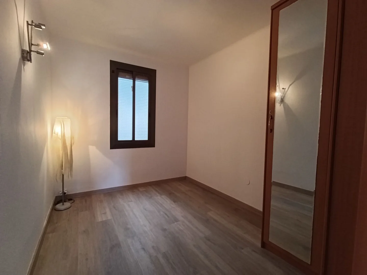 Piso en Calle dels Ferrocarrils Catalans, 81, La Marina del Port - Foto 13