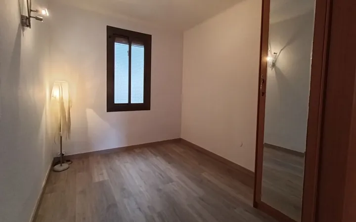Piso en Calle dels Ferrocarrils Catalans, 81, La Marina del Port - Foto 13