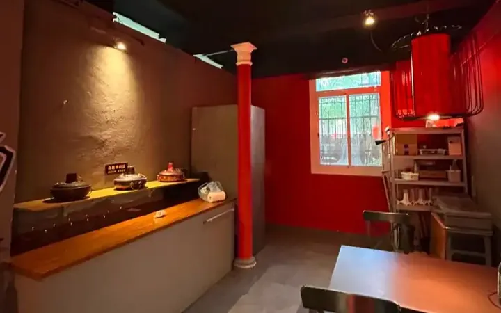 Local comercial en  Carrer de la Diputació 294 - Foto 6