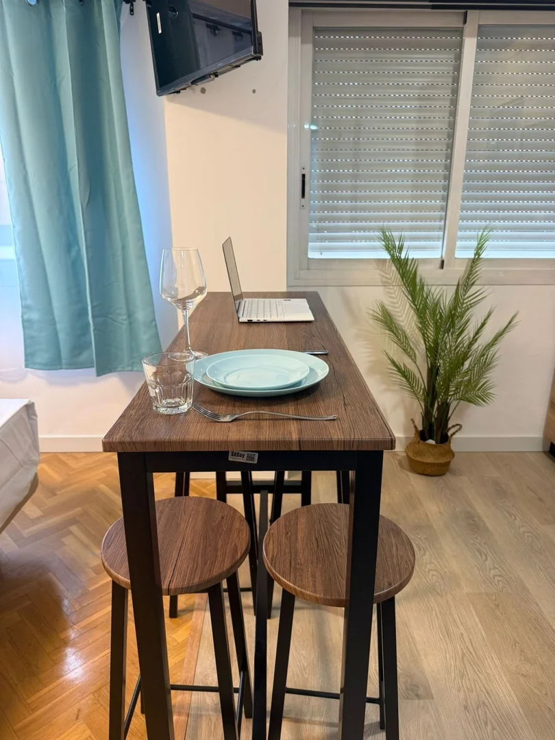 Estudio en calle de Julián Camarillo, 59 - Foto 3