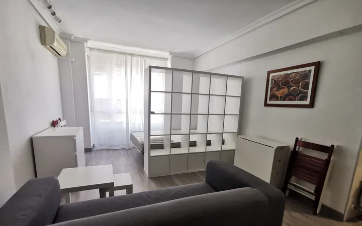 Estudio en Calle Baracaldo, 11, Valdeacederas - Foto 1
