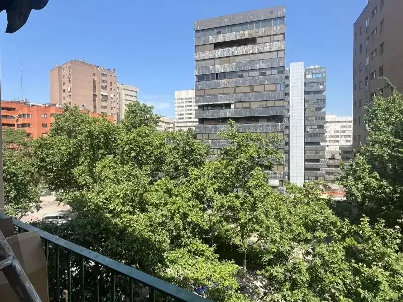 Piso en  Calle del Hermano Gárate 5 - Foto 4
