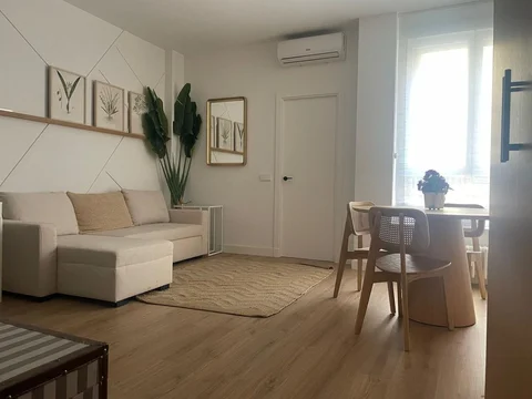 Piso en calle de Francisco Silvela, 79 - Foto 2