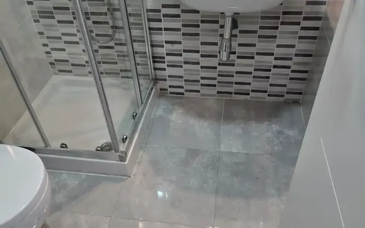Piso en  Calle del Valle de Añisclo 8 - Foto 8