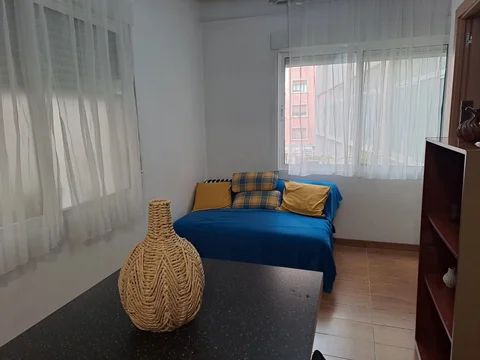 Estudio en plaza de los Mostenses, 5 - Foto 3